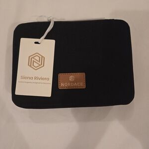 Nordace Black Jewelry Organizer